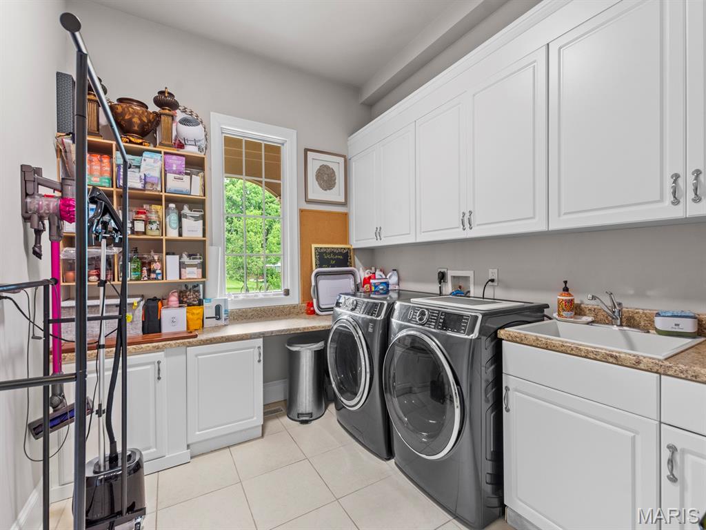 360 Laduemont Drive Property Photo 43