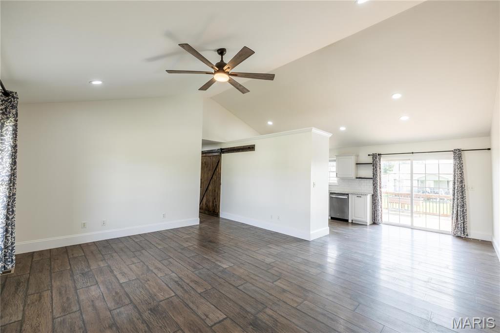 181 Glen Drive Property Photo 18