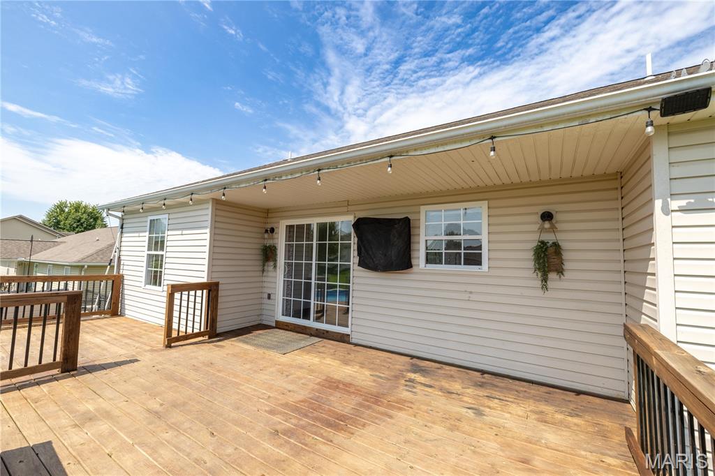 181 Glen Drive Property Photo 32