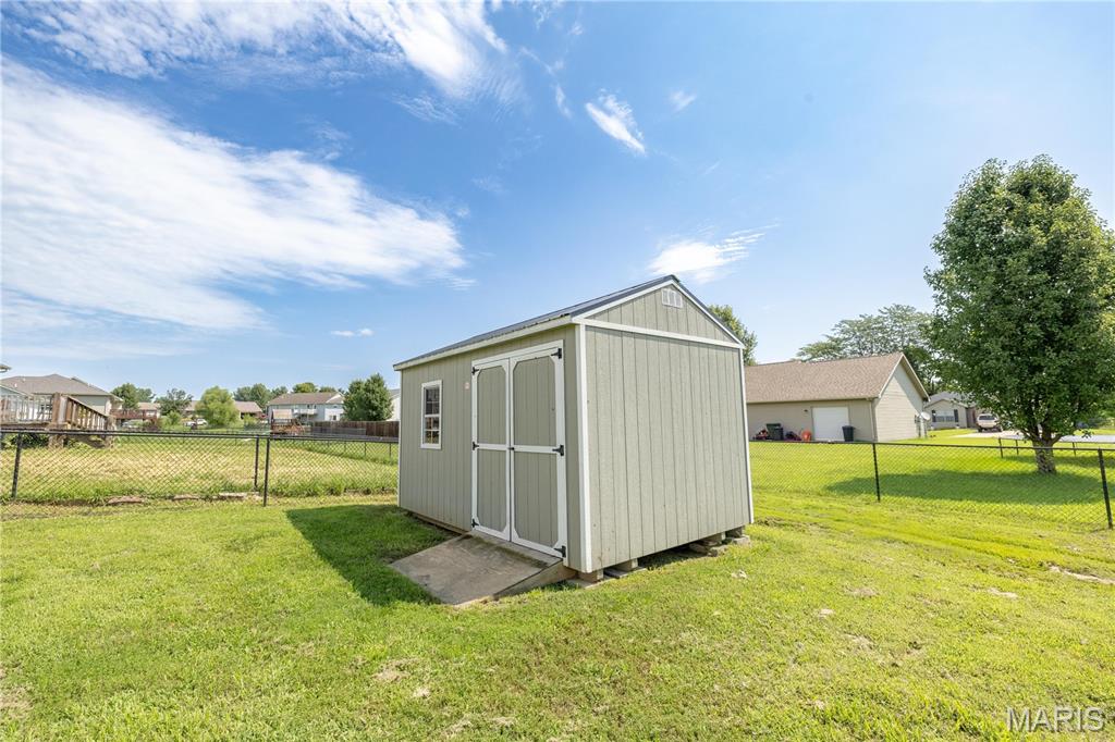 181 Glen Drive Property Photo 33