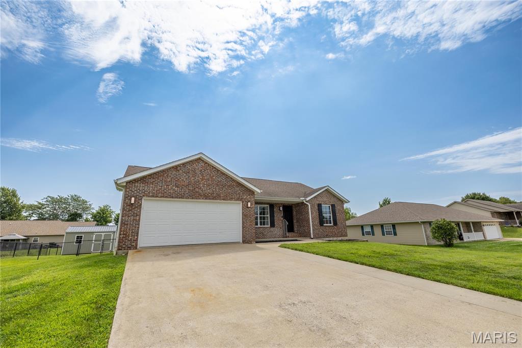 181 Glen Drive Property Photo 40