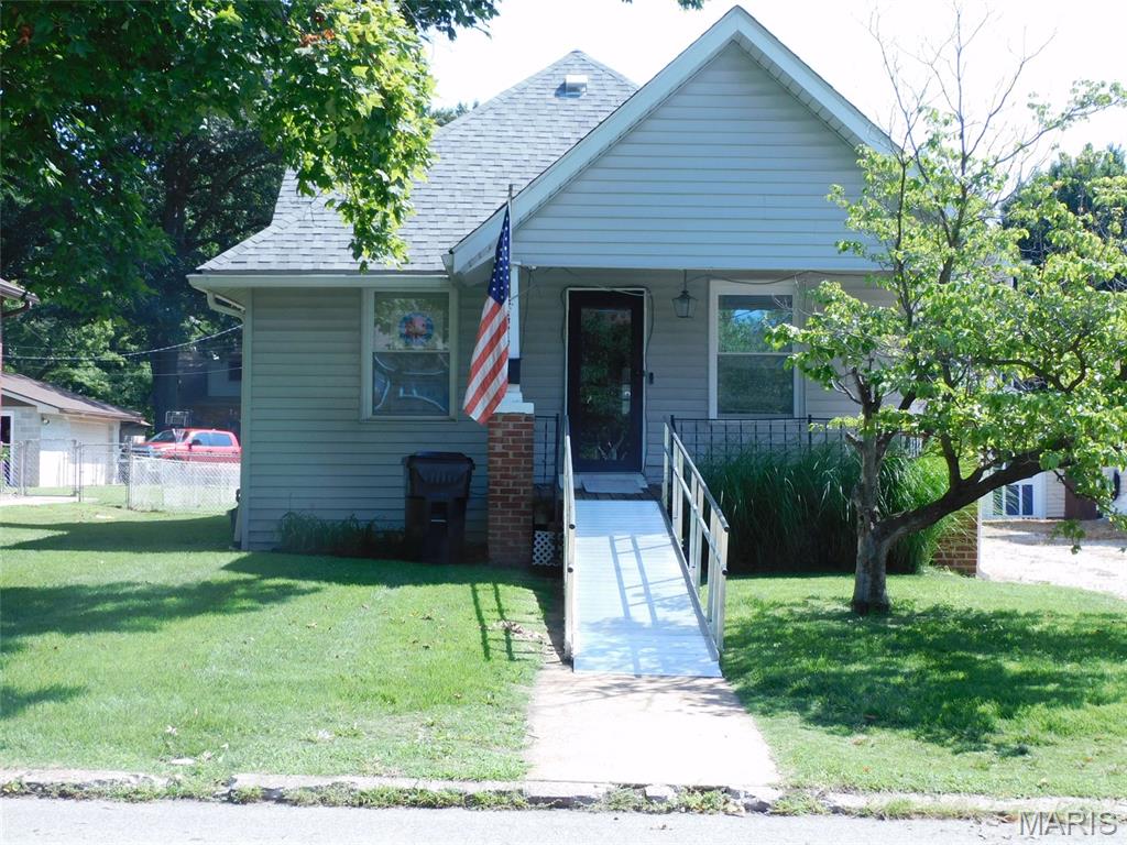 412 S Virginia Avenue Property Photo 1