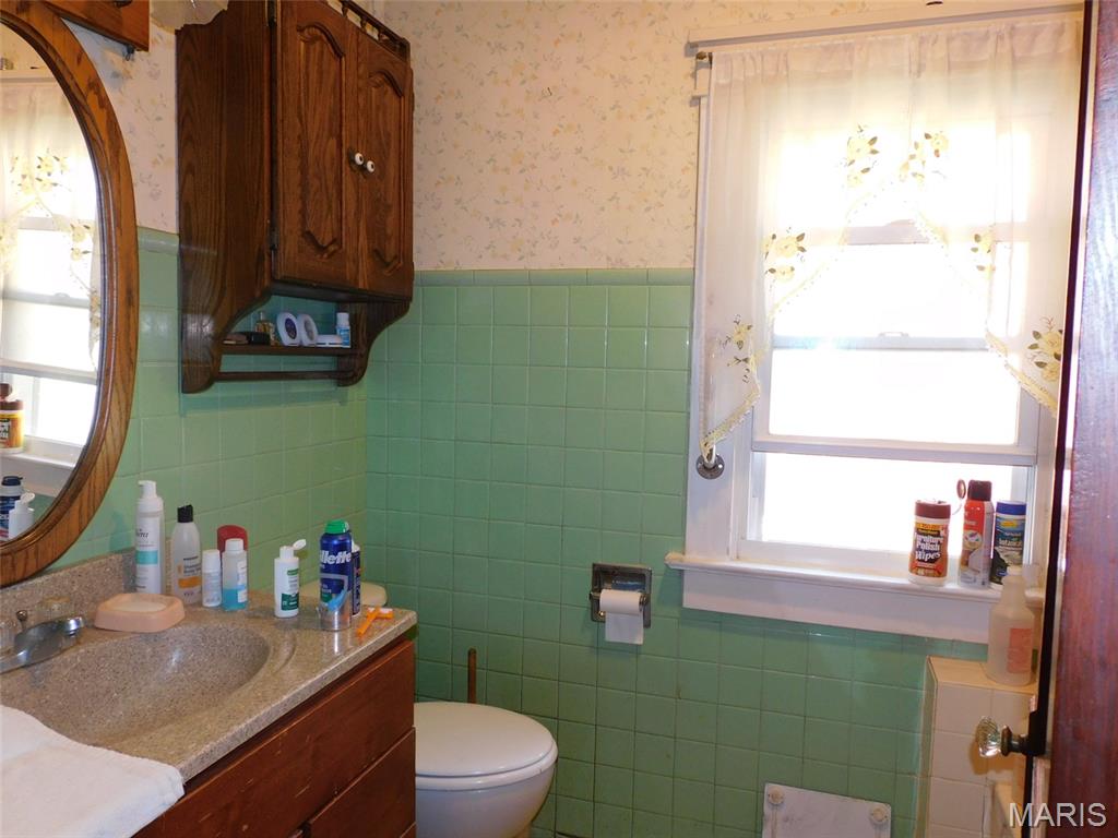 412 S Virginia Avenue Property Photo 6