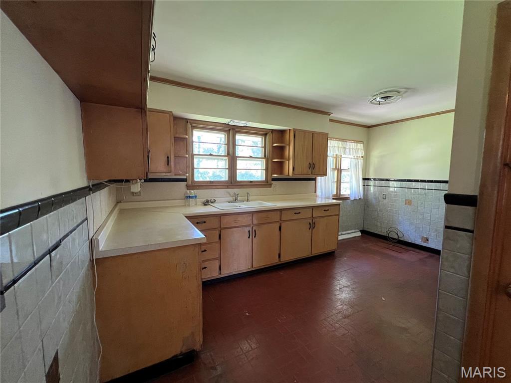 715 Susan Esther Property Photo 20