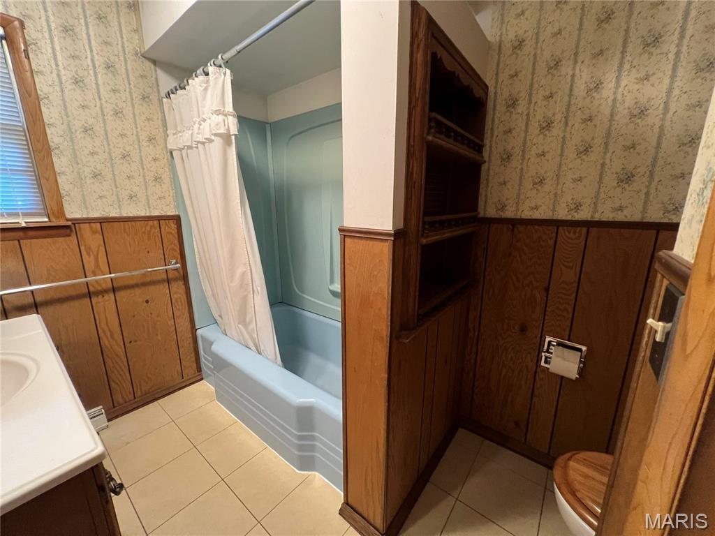 715 Susan Esther Property Photo 34