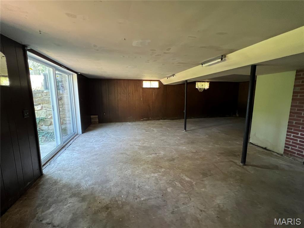 715 Susan Esther Property Photo 39