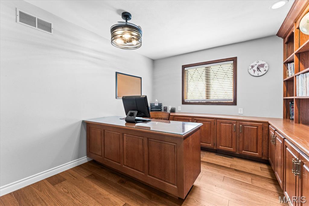 10 Brighton Place Property Photo 32