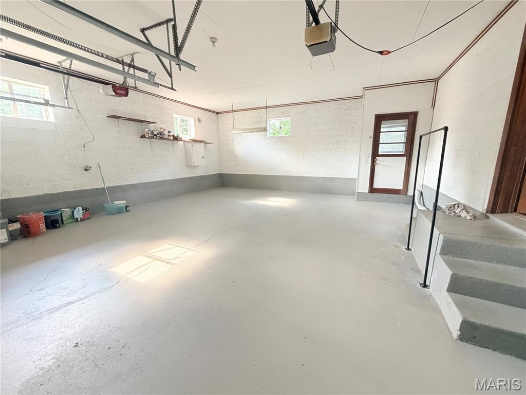 415 W Maple Street Property Photo 25