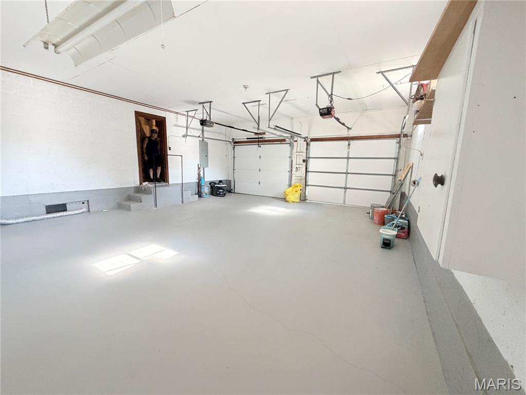 415 W Maple Street Property Photo 26