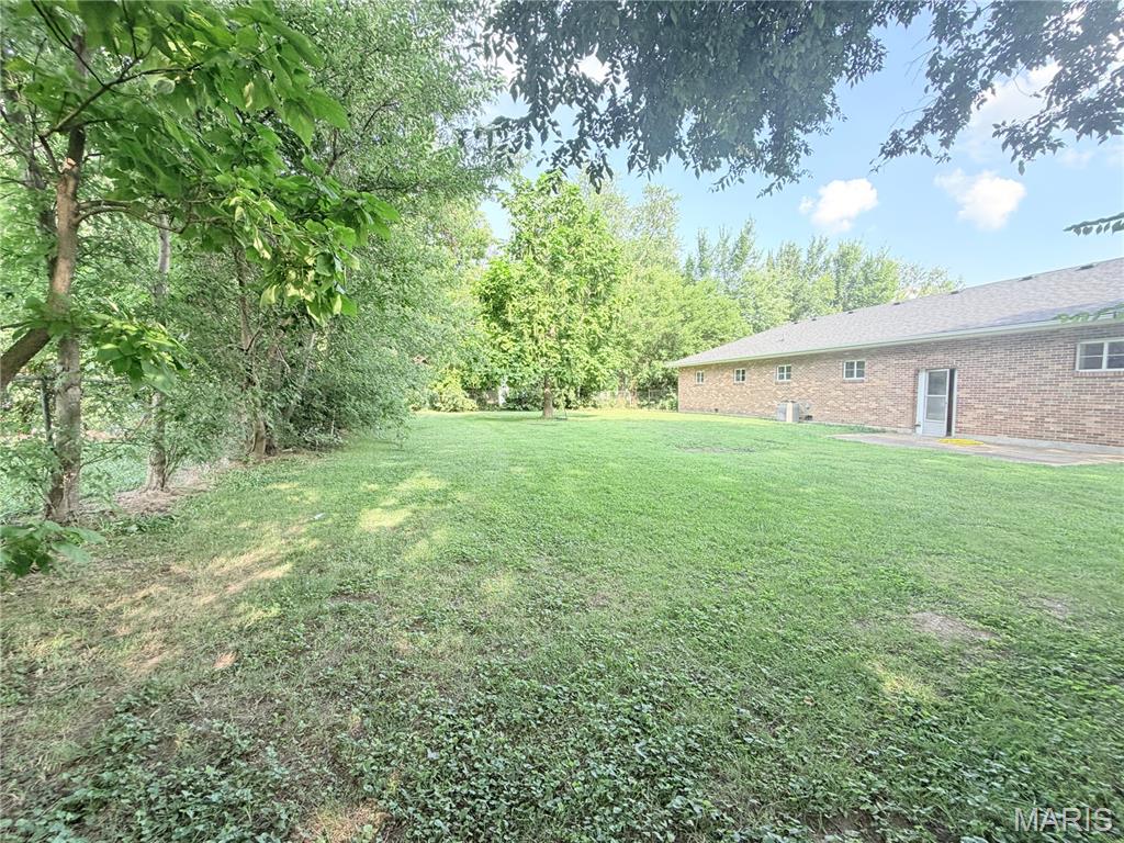 415 W Maple Street Property Photo 30