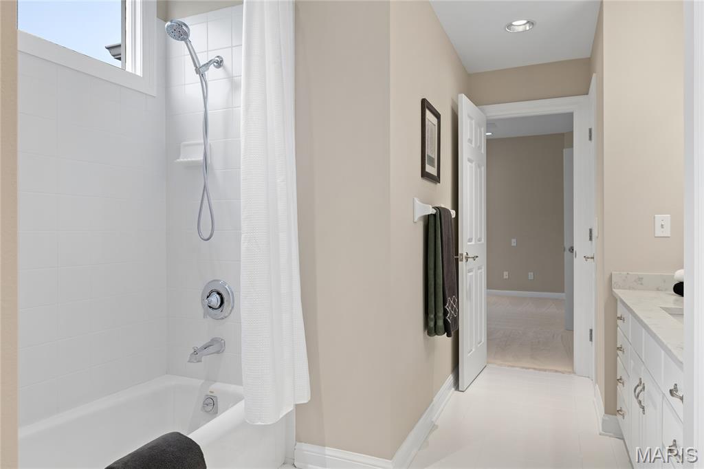 41 Manderleigh Estate Property Photo 45