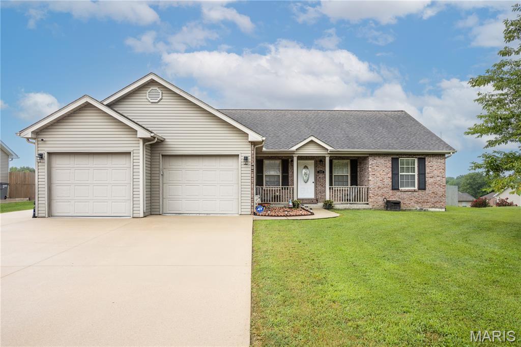 385 Spring Hill Road Property Photo 1
