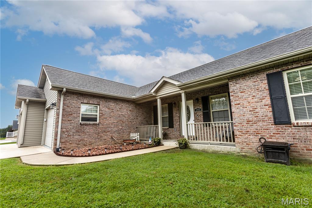 385 Spring Hill Road Property Photo 2