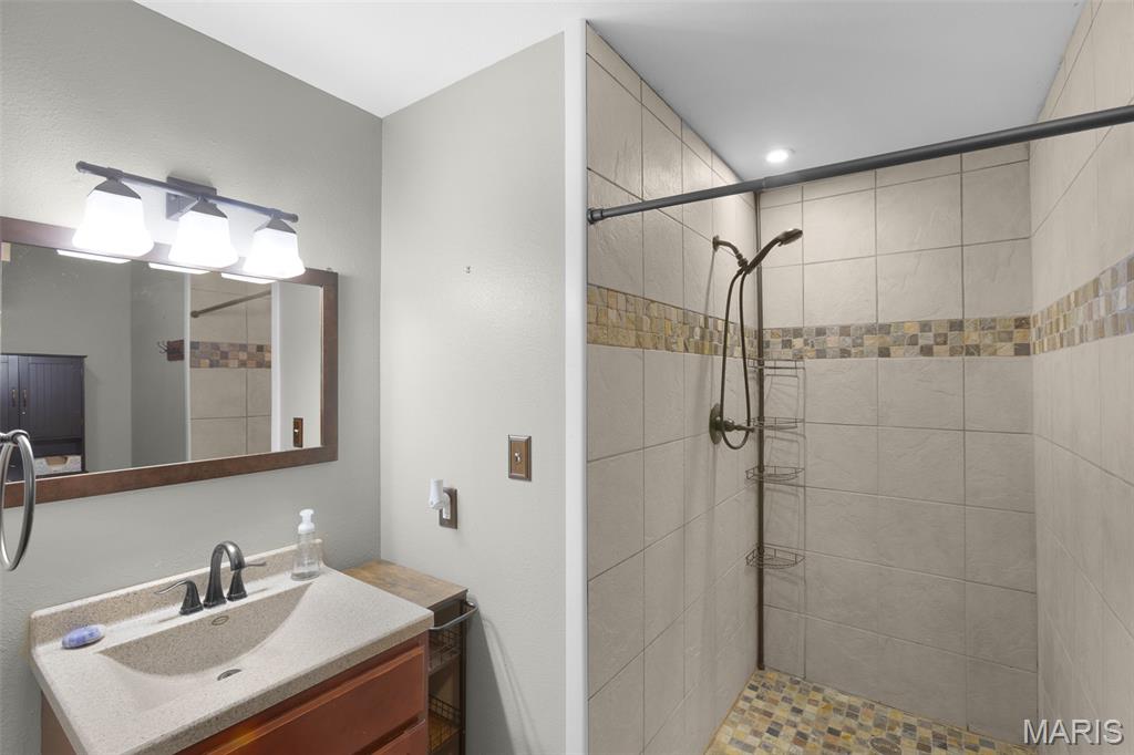 385 Spring Hill Road Property Photo 31