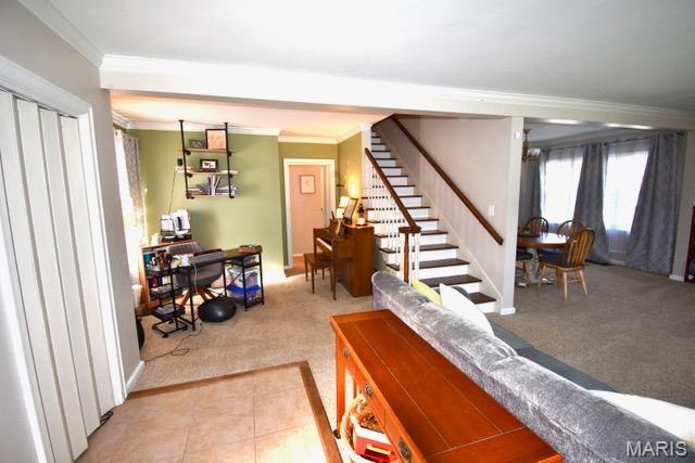 915 E Line Street Property Photo 8