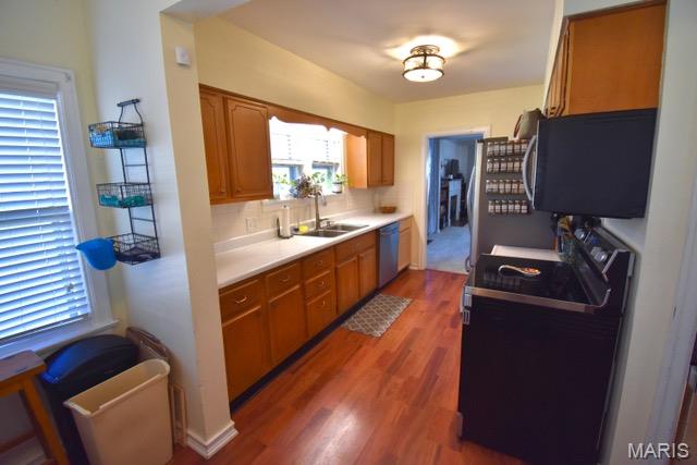 915 E Line Street Property Photo 11