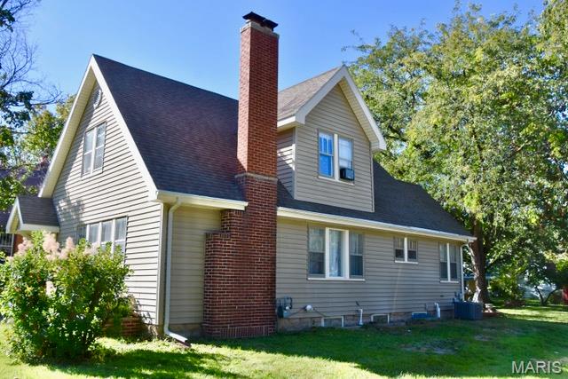 915 E Line Street Property Photo 24