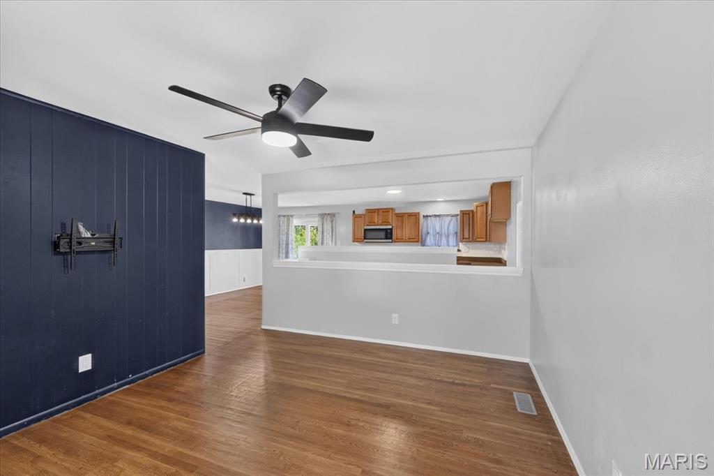 7416 Foxmont Drive Property Photo 8