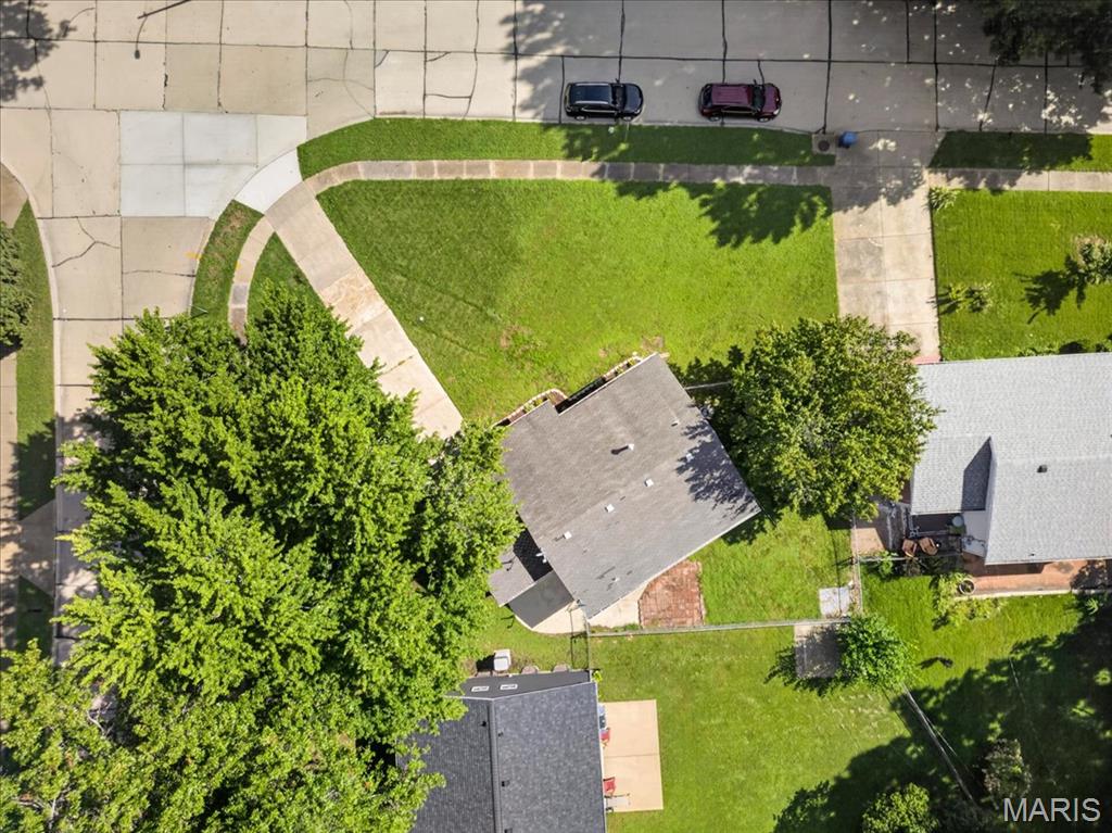 7416 Foxmont Drive Property Photo 39