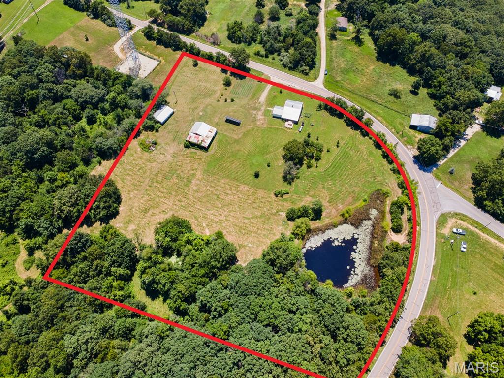 2760 Highway C Property Photo 2