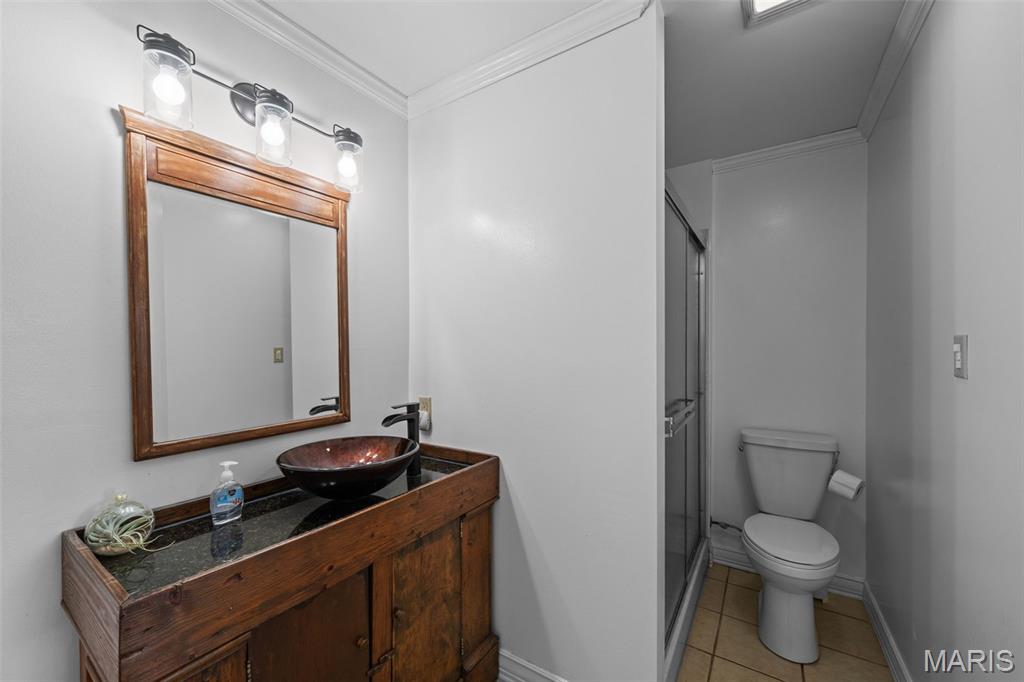 2760 Highway C Property Photo 18