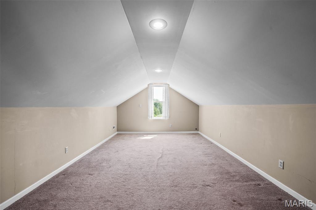 2760 Highway C Property Photo 27