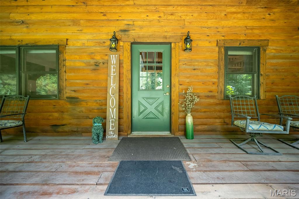 8 Whippoorwill Court Property Photo 3