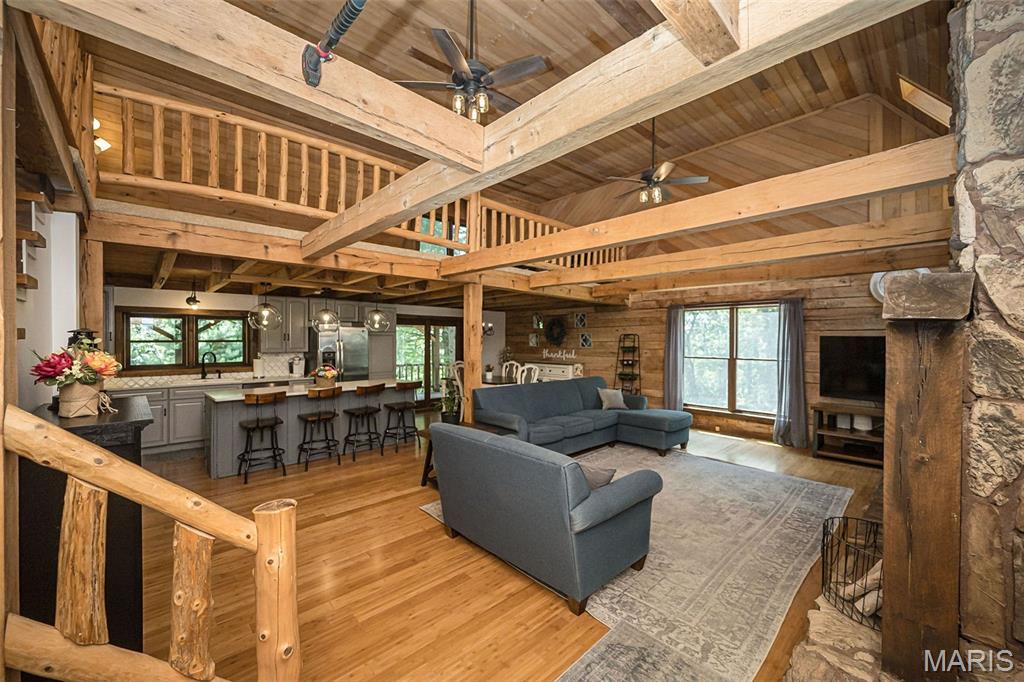 8 Whippoorwill Court Property Photo 7