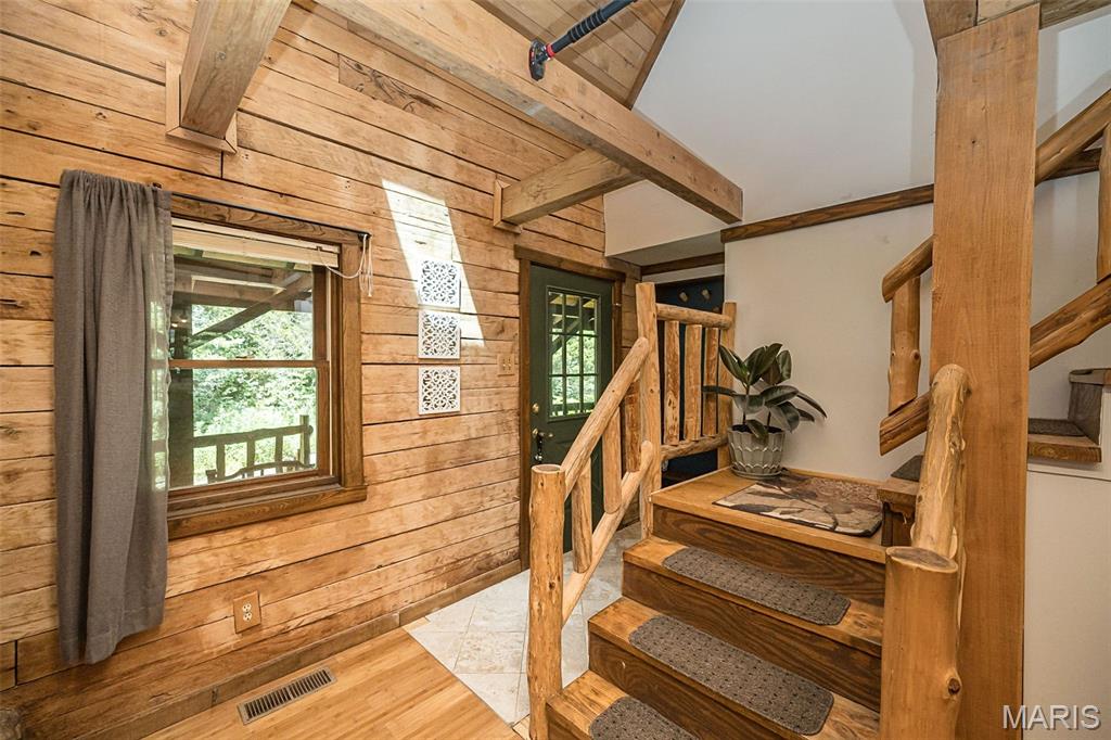 8 Whippoorwill Court Property Photo 8