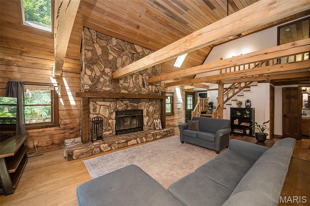 8 Whippoorwill Court Property Photo 12
