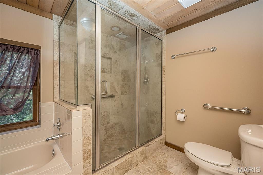 8 Whippoorwill Court Property Photo 44