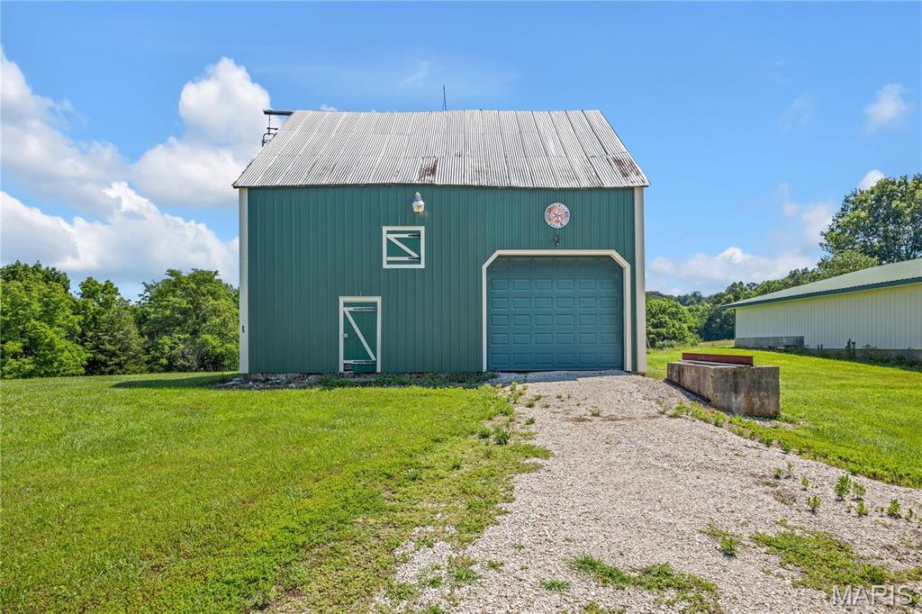2302 Berkemeyer Road Property Photo 51