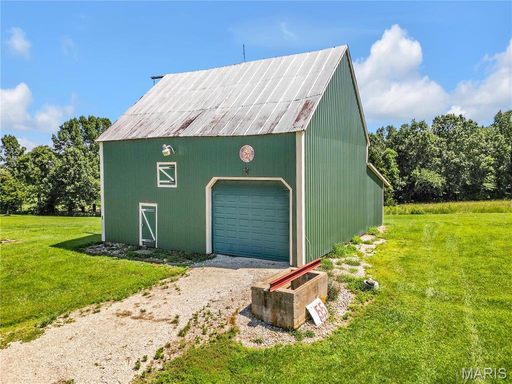 2302 Berkemeyer Road Property Photo 58
