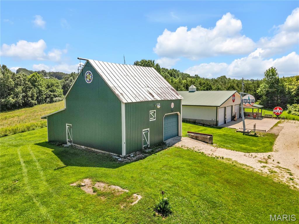 2302 Berkemeyer Road Property Photo 59