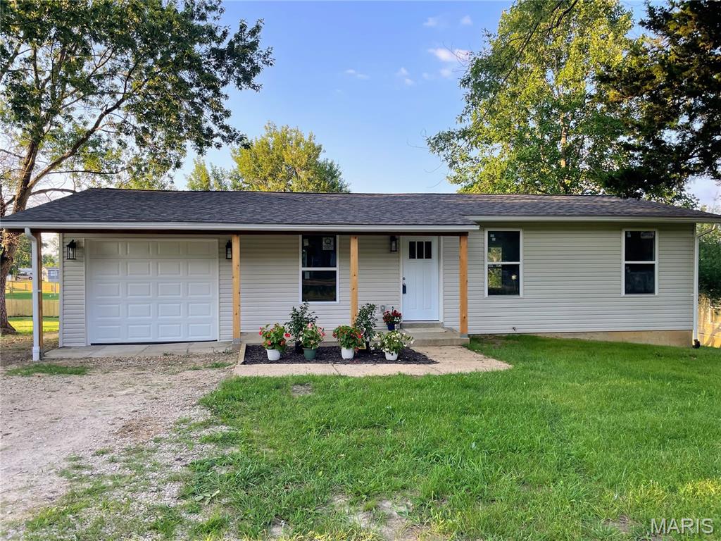 1671 Elmont Road Property Photo 1