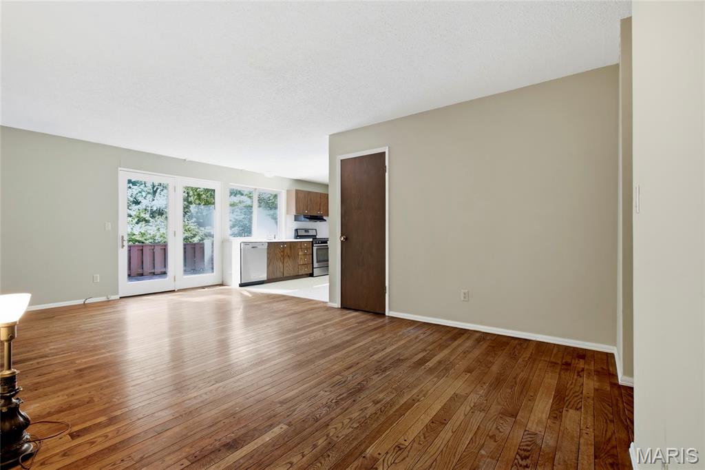 808 Dinard Drive Property Photo 6