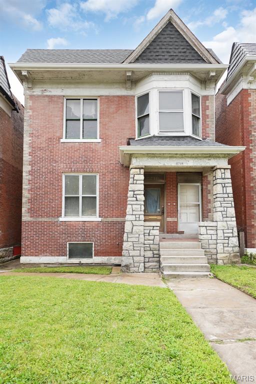 5718 Etzel Avenue Property Photo 1