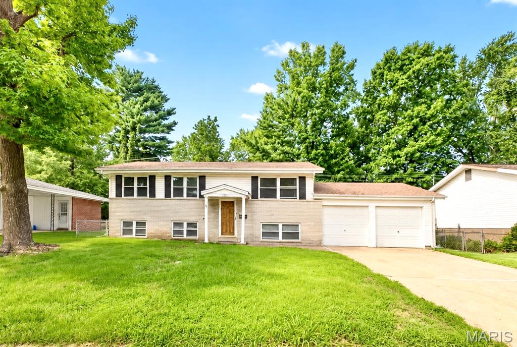 1800 Bobbinray Avenue Property Photo 1