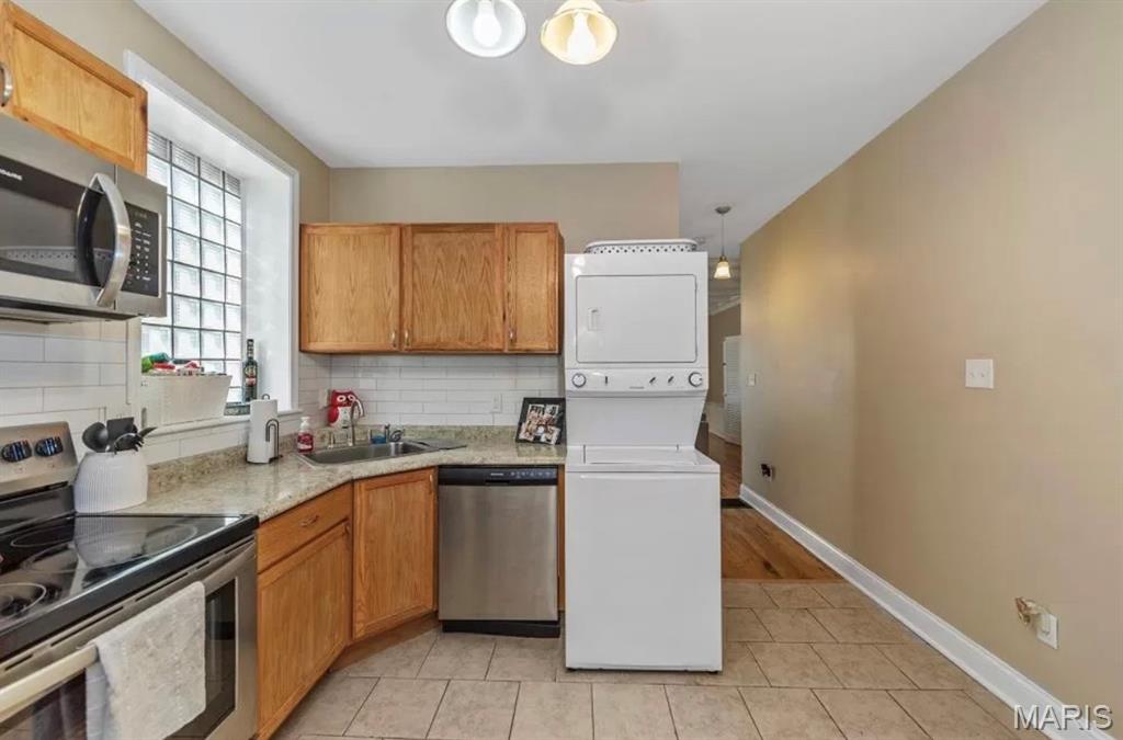 5138 Waterman Boulevard Property Photo 11