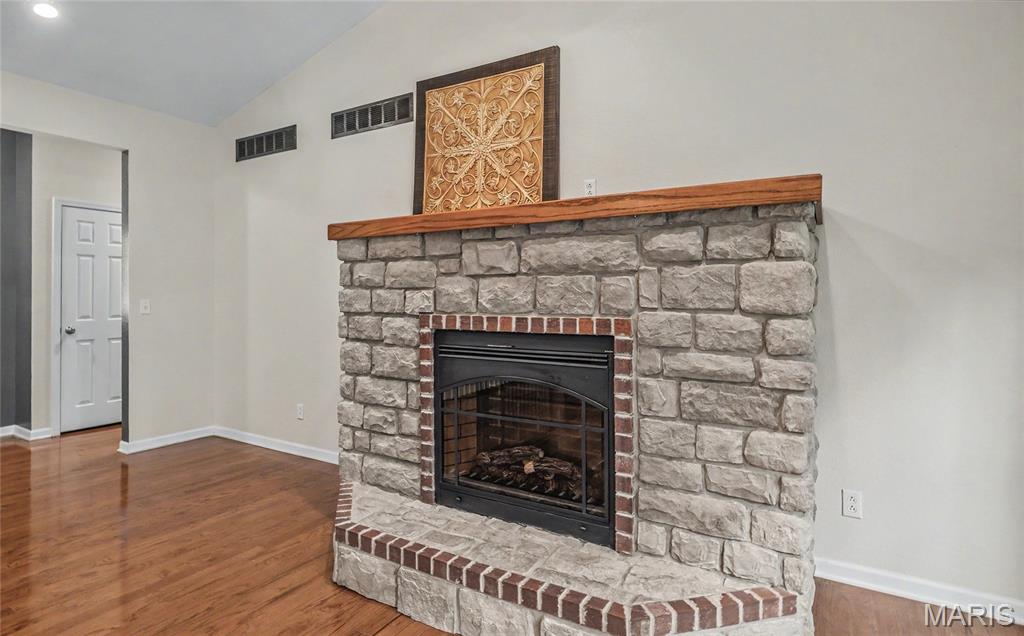 10470 Pine Needle Circle Property Photo 7