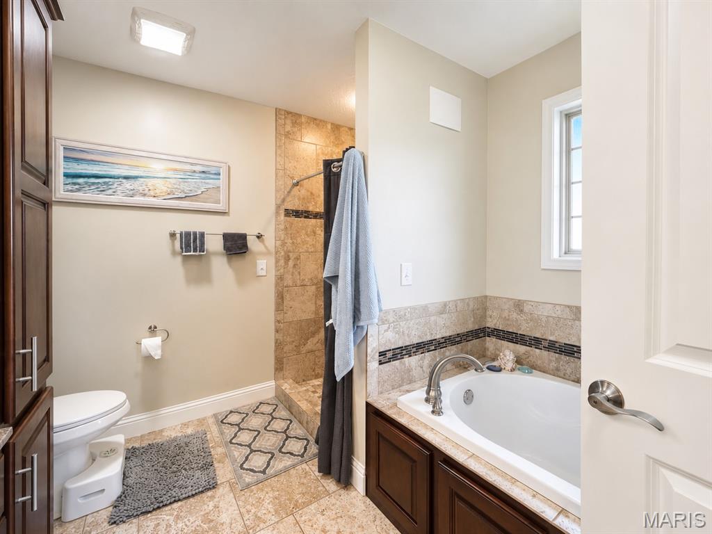 222 Century Property Photo 9