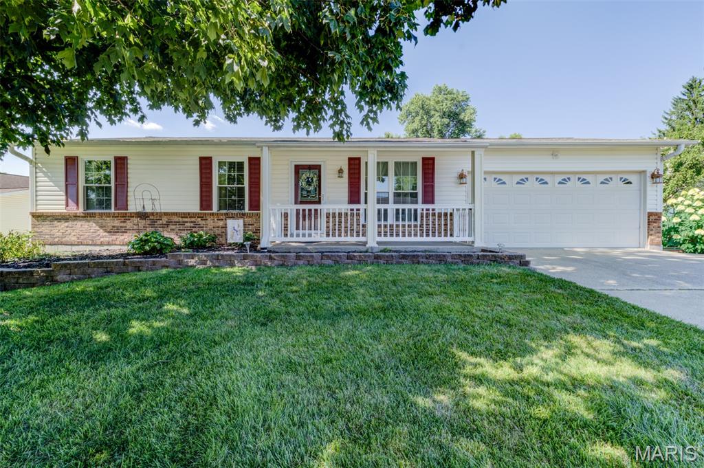 3017 Valley Vista Drive Property Photo 1