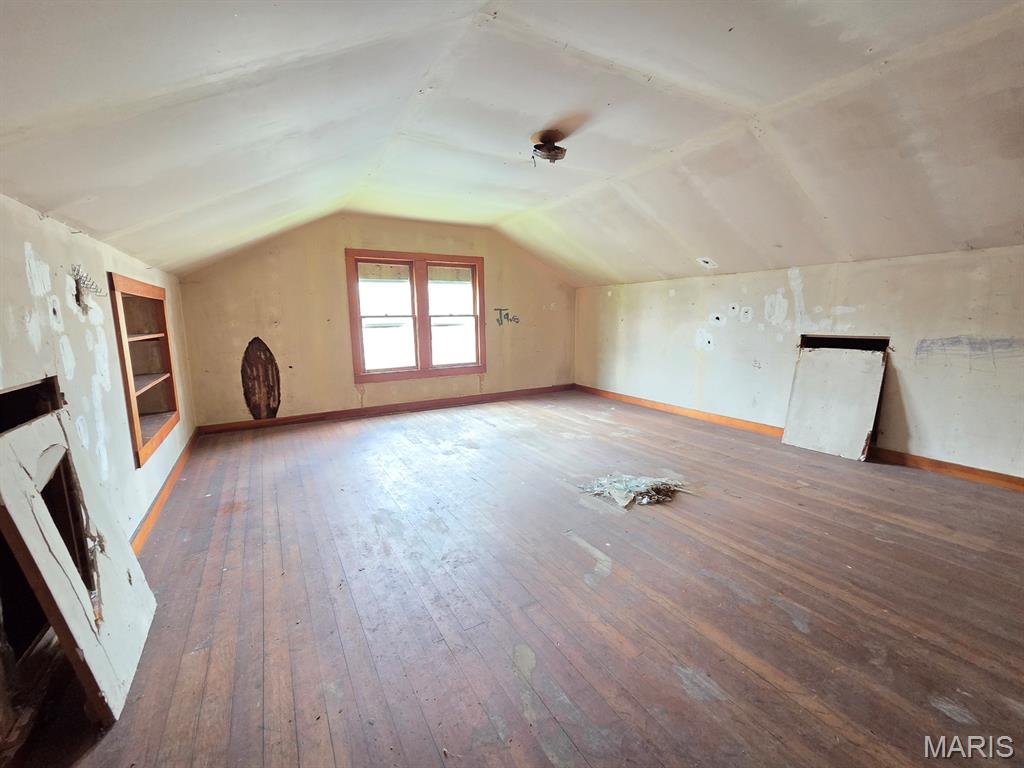 266 N Jefferson Street Property Photo 25
