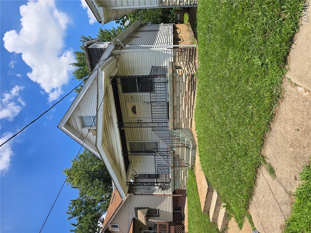 4065 Schiller Place Property Photo 1