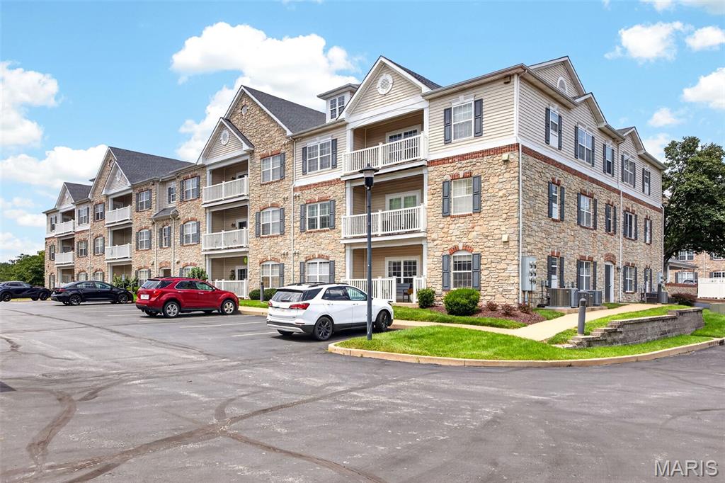 6 Monarch Trace Court 103 Property Photo 1