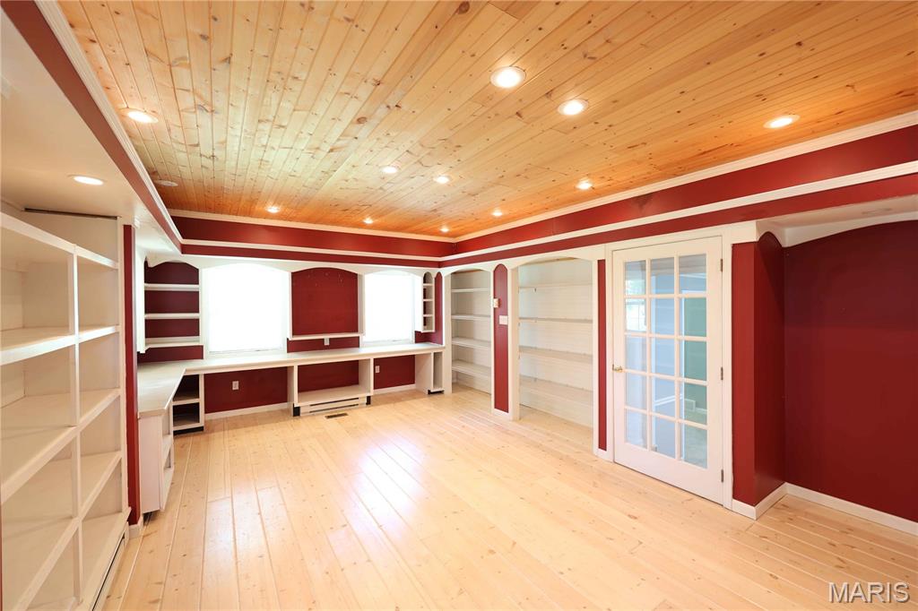 26045250 Property Photo 12