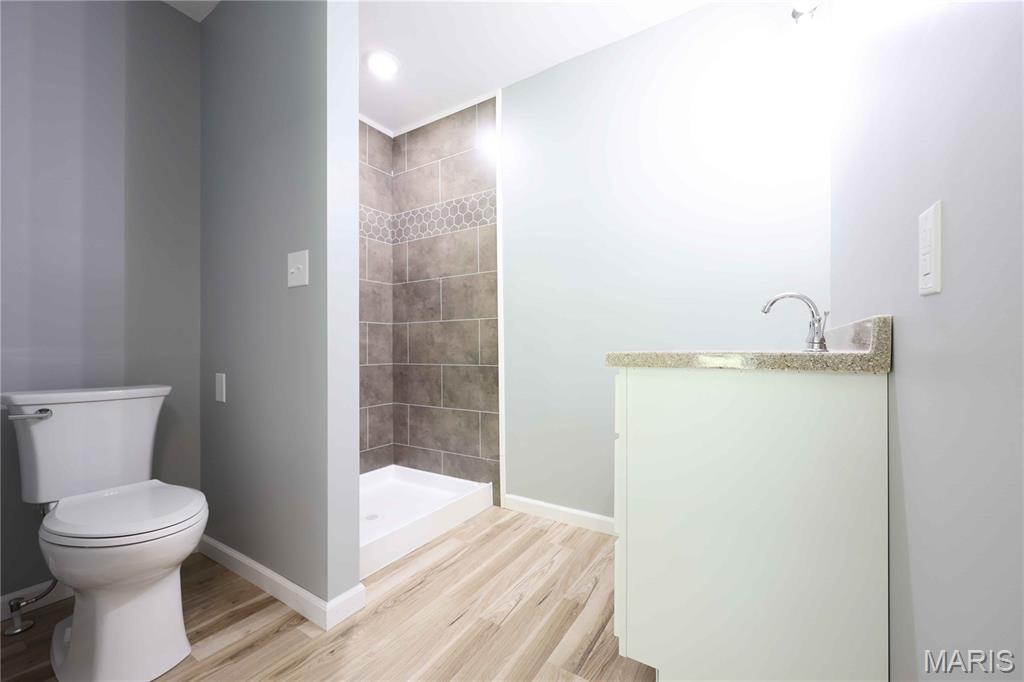 26045250 Property Photo 22