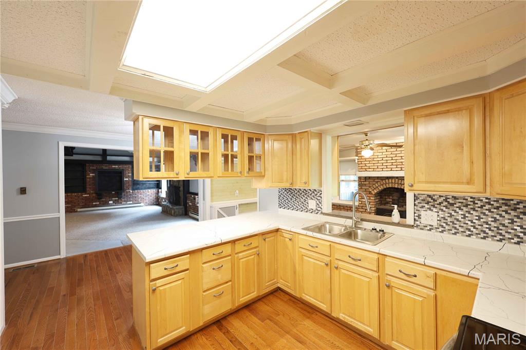 26045250 Property Photo 28