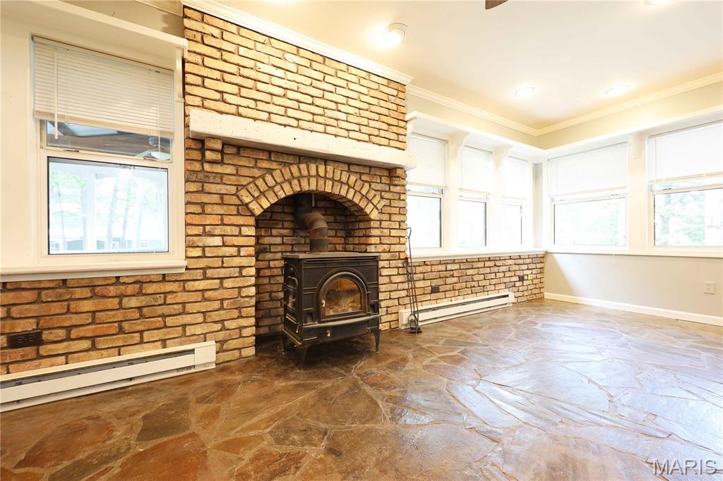 26045250 Property Photo 31