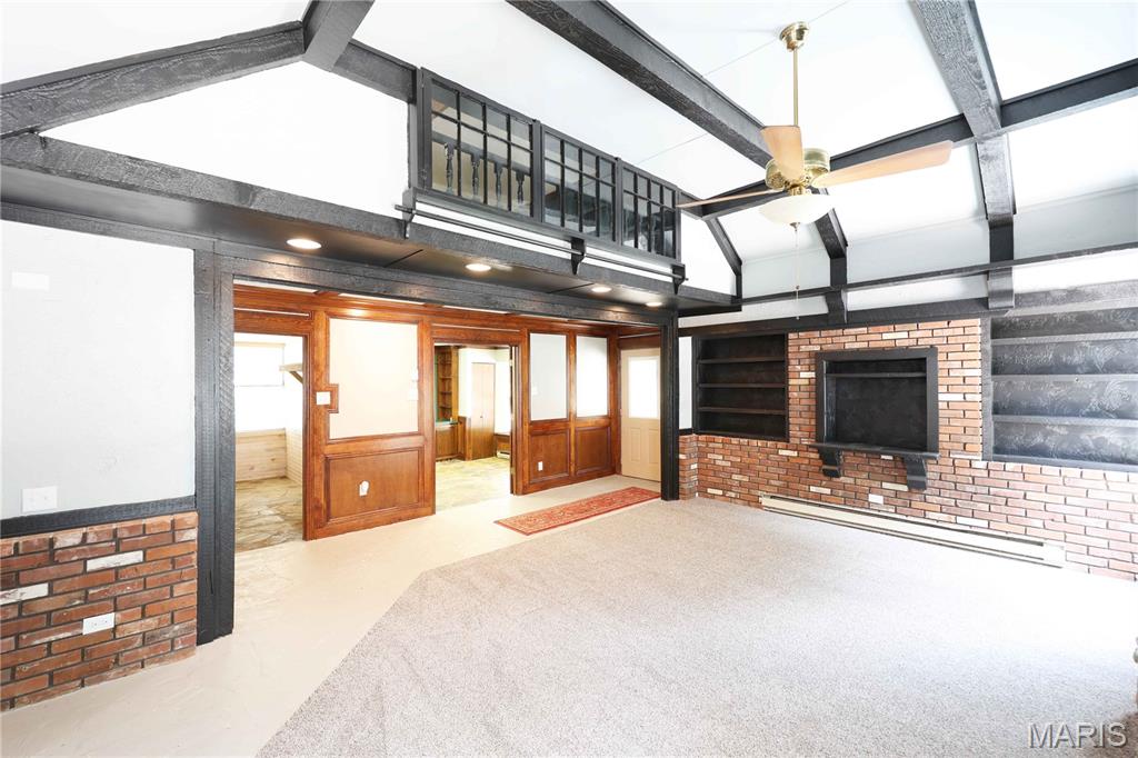 26045250 Property Photo 34